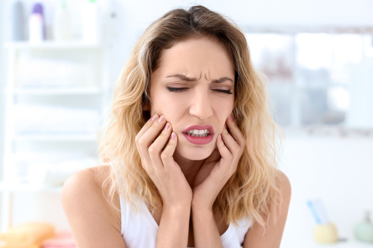 symptoms and causes of tmj disorders